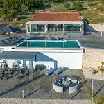 Di Sasso Апартаменты Troianata